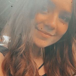 Meet your Posher, Avery